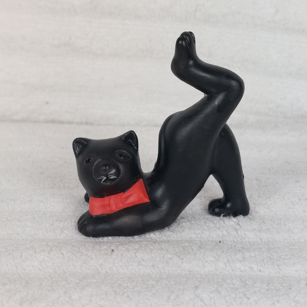 Flambro Black Cat Sassy Figure Leg Up Bowtie Halloween Ceramic Figurine Small